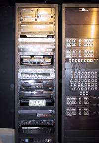 booth4.jpg - 12882 Bytes